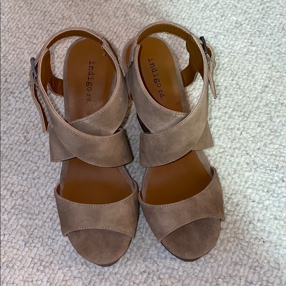 Wedges - Picture 1 of 2